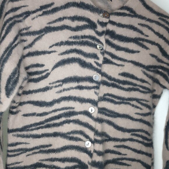 UEC Parisian Signature Animal Print Angora Button up cardigan Sweater sz Large - Picture 5 of 12